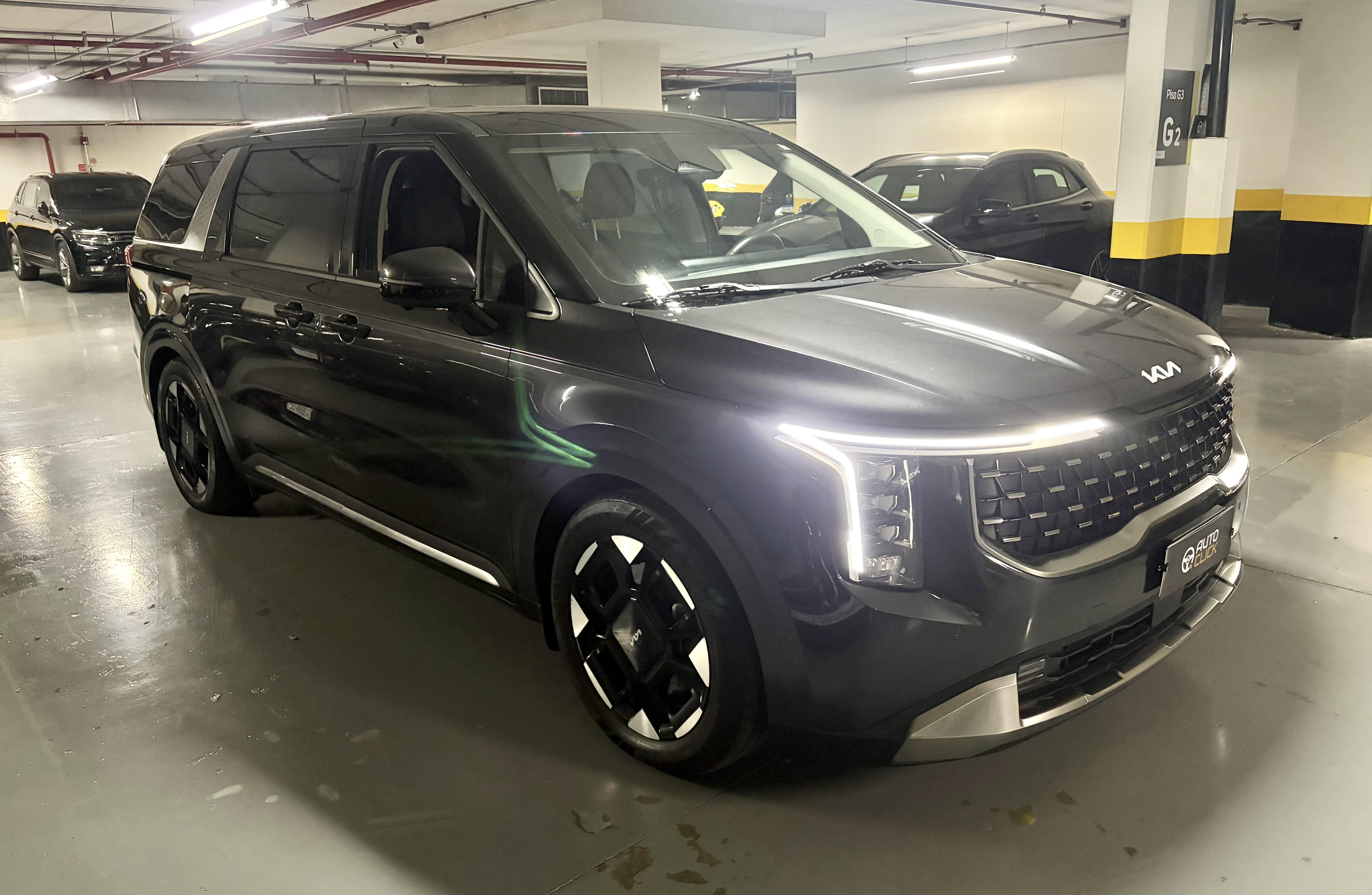 Kia Carnival 3.5 V6 — foto 3