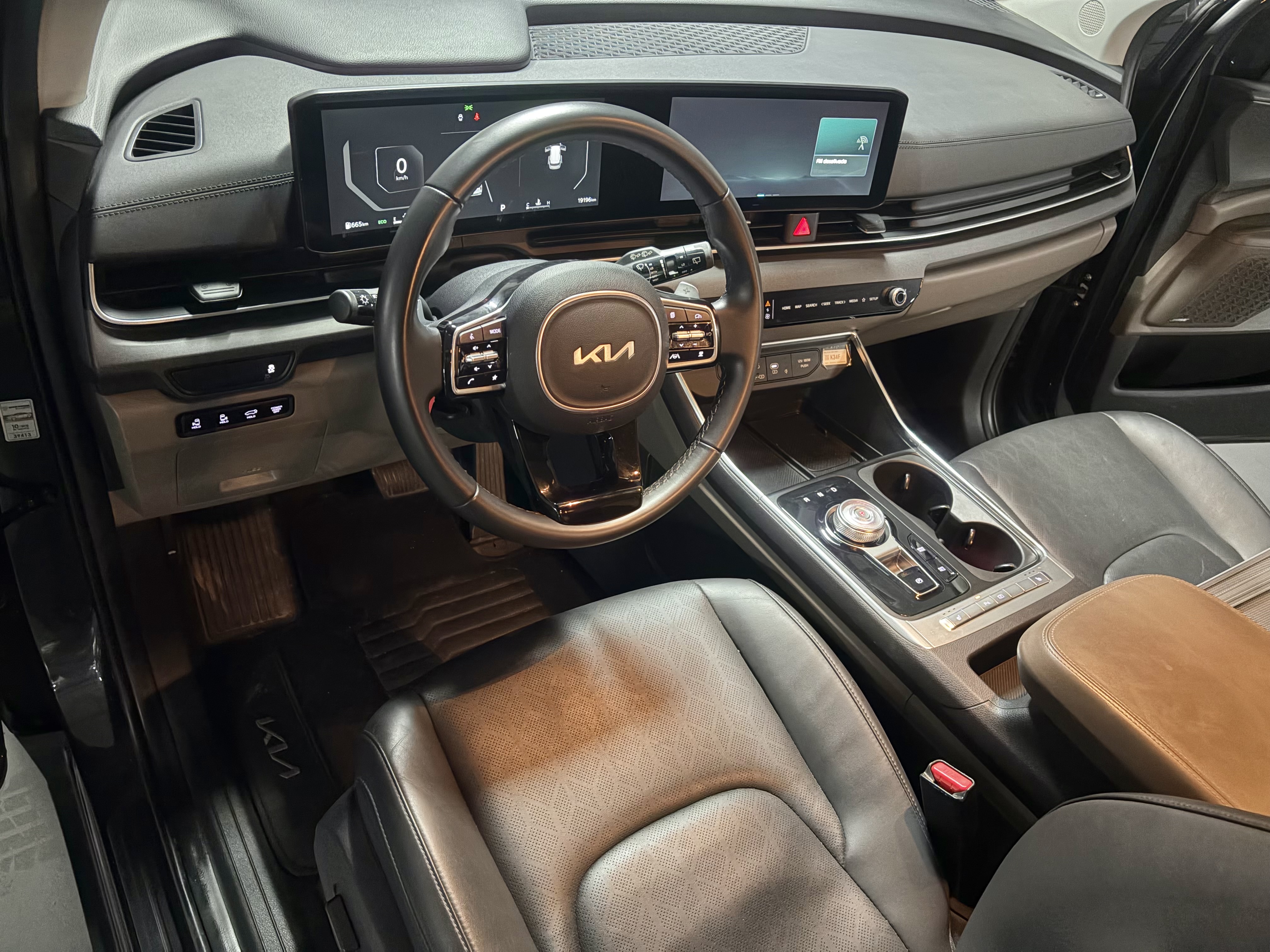 Kia Carnival 3.5 V6 — foto 5