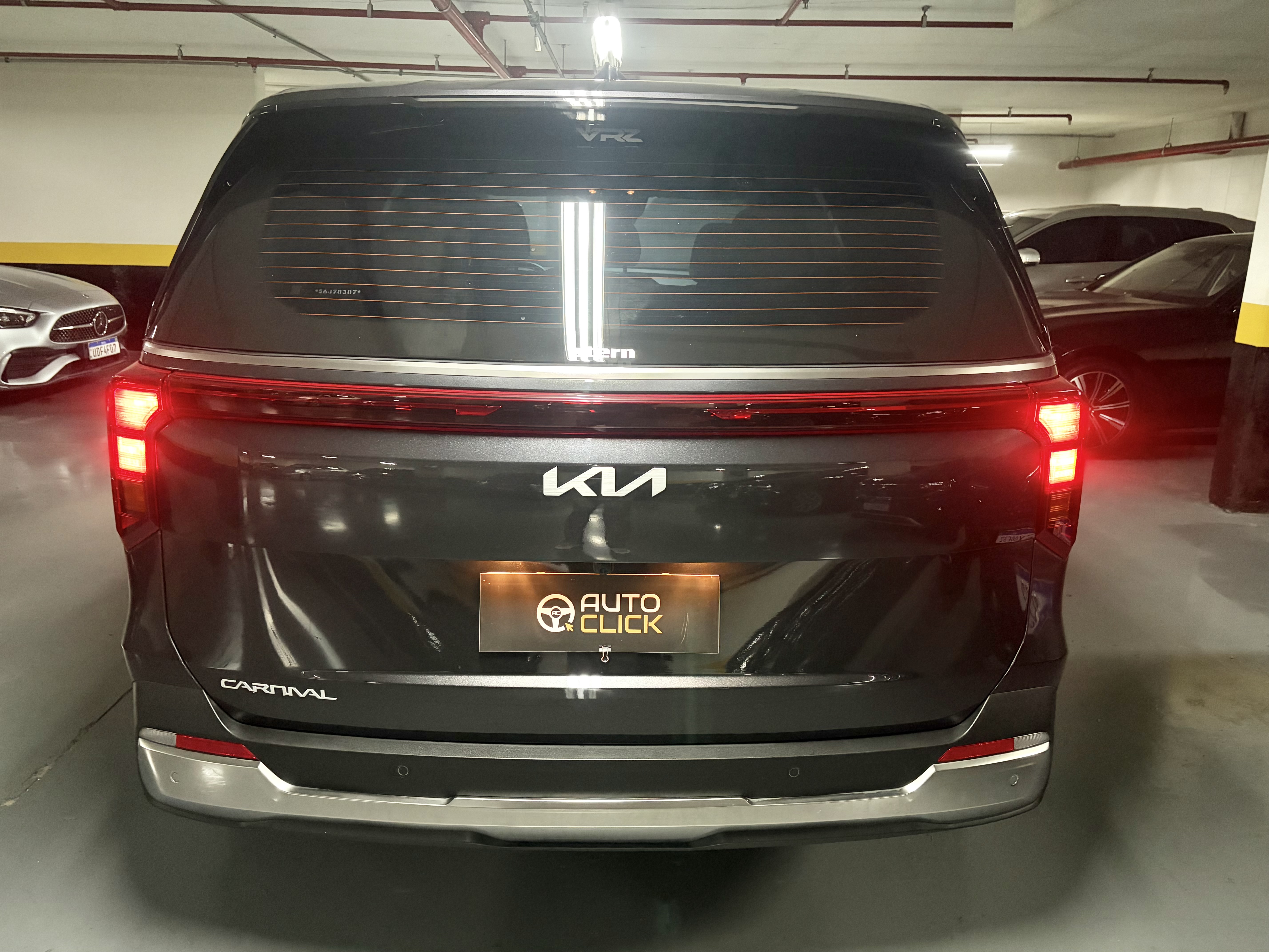 Kia Carnival 3.5 V6 — foto 7