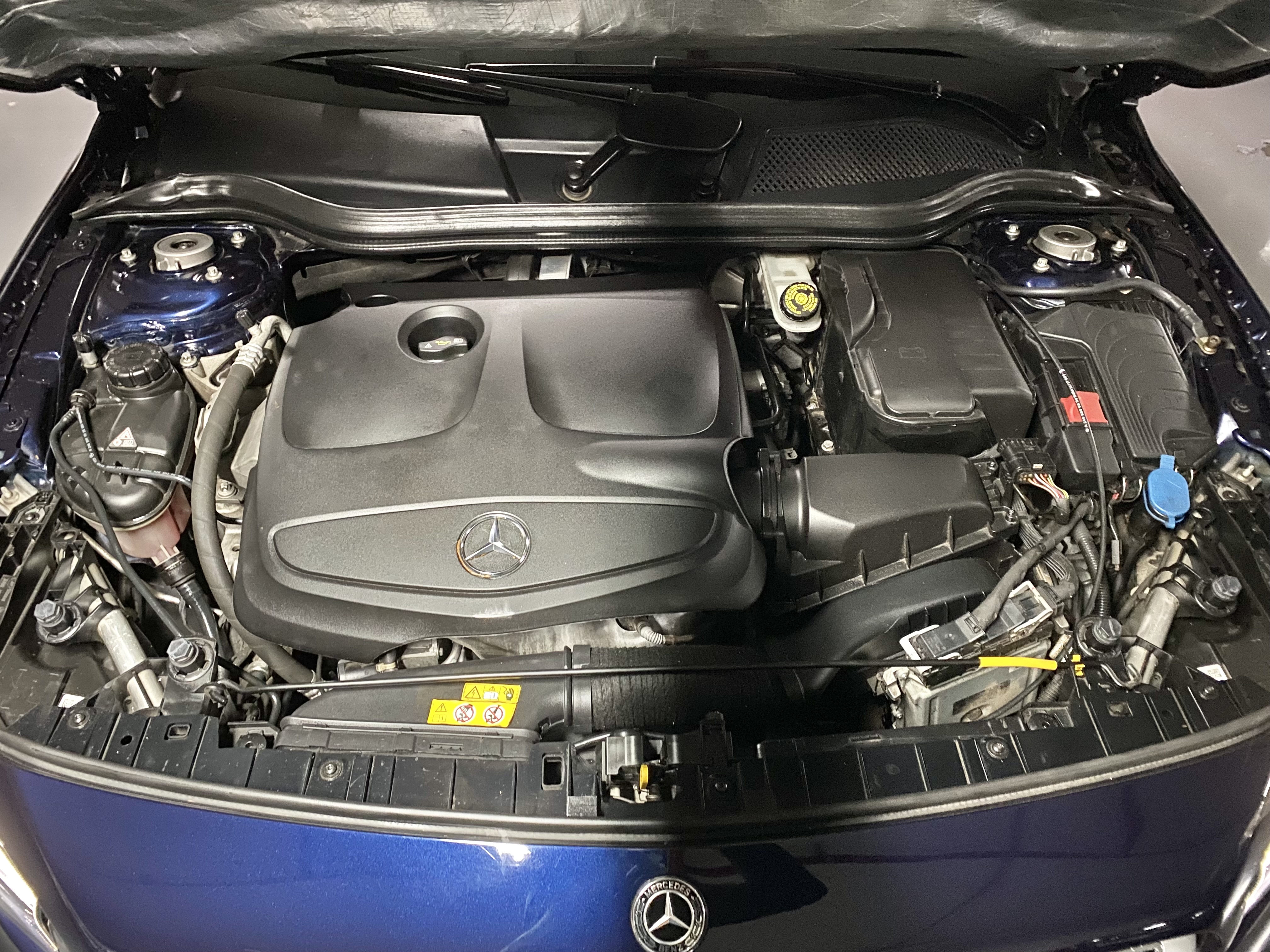 Mercedes-Benz GLA 250 amg line — foto 10