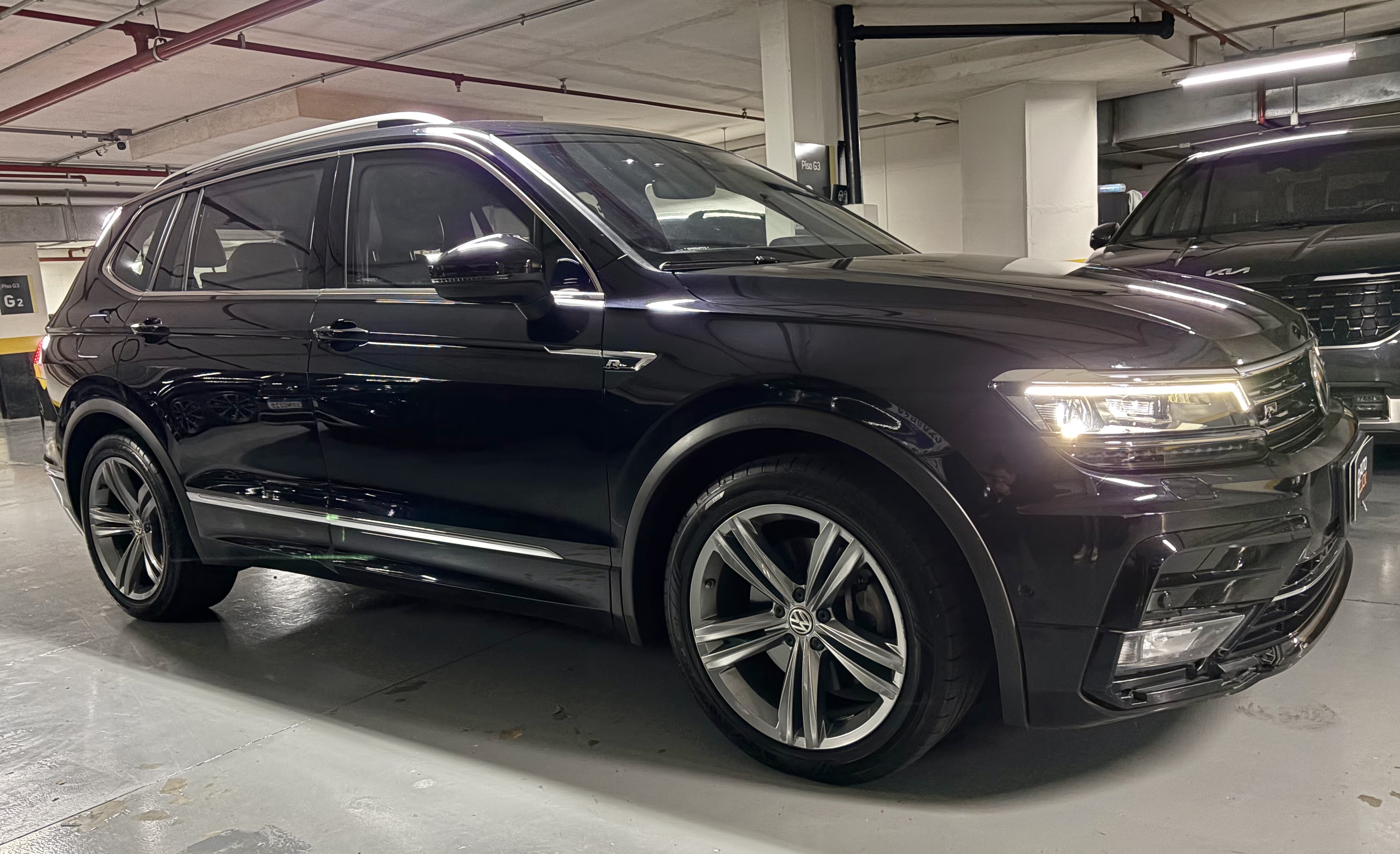 Volkswagen Tiguan R-Line — foto 7