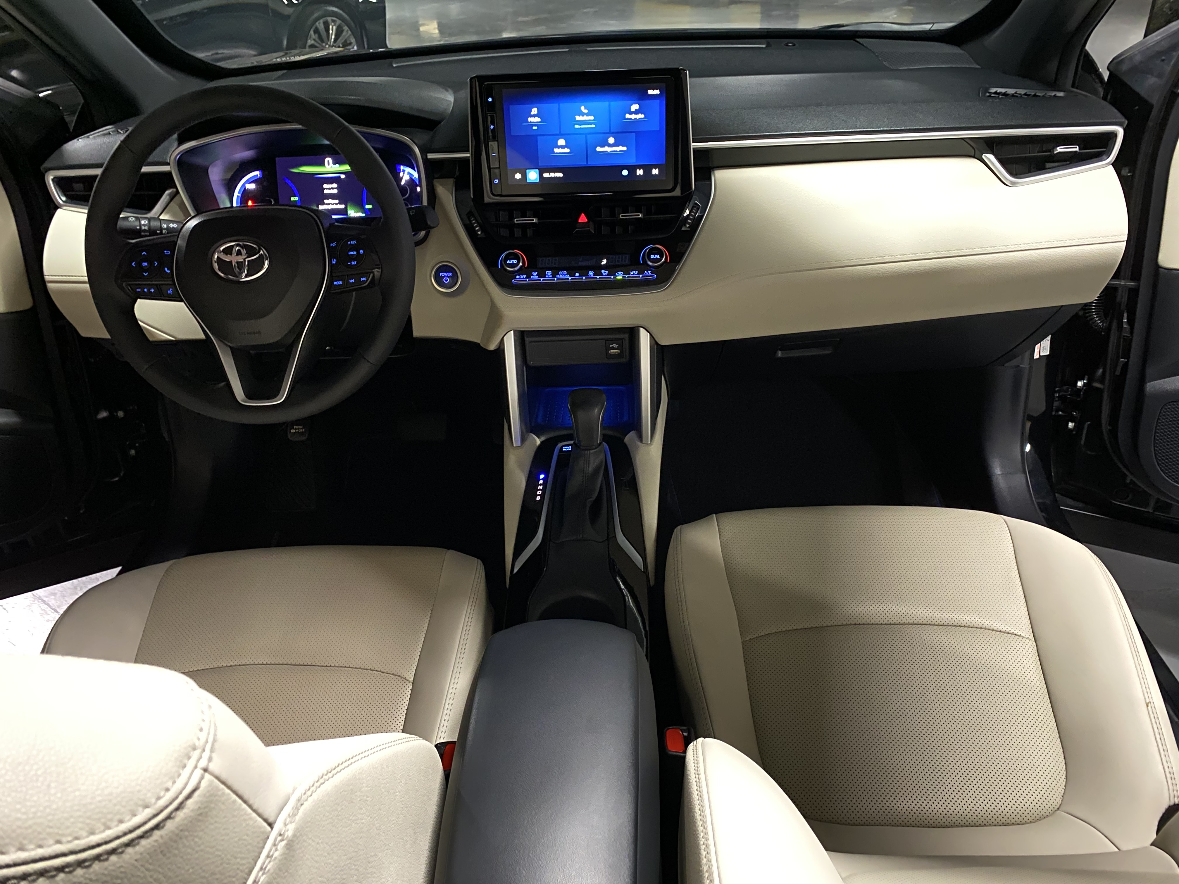 Toyota Corolla Cross XRX Híbrida — foto 3