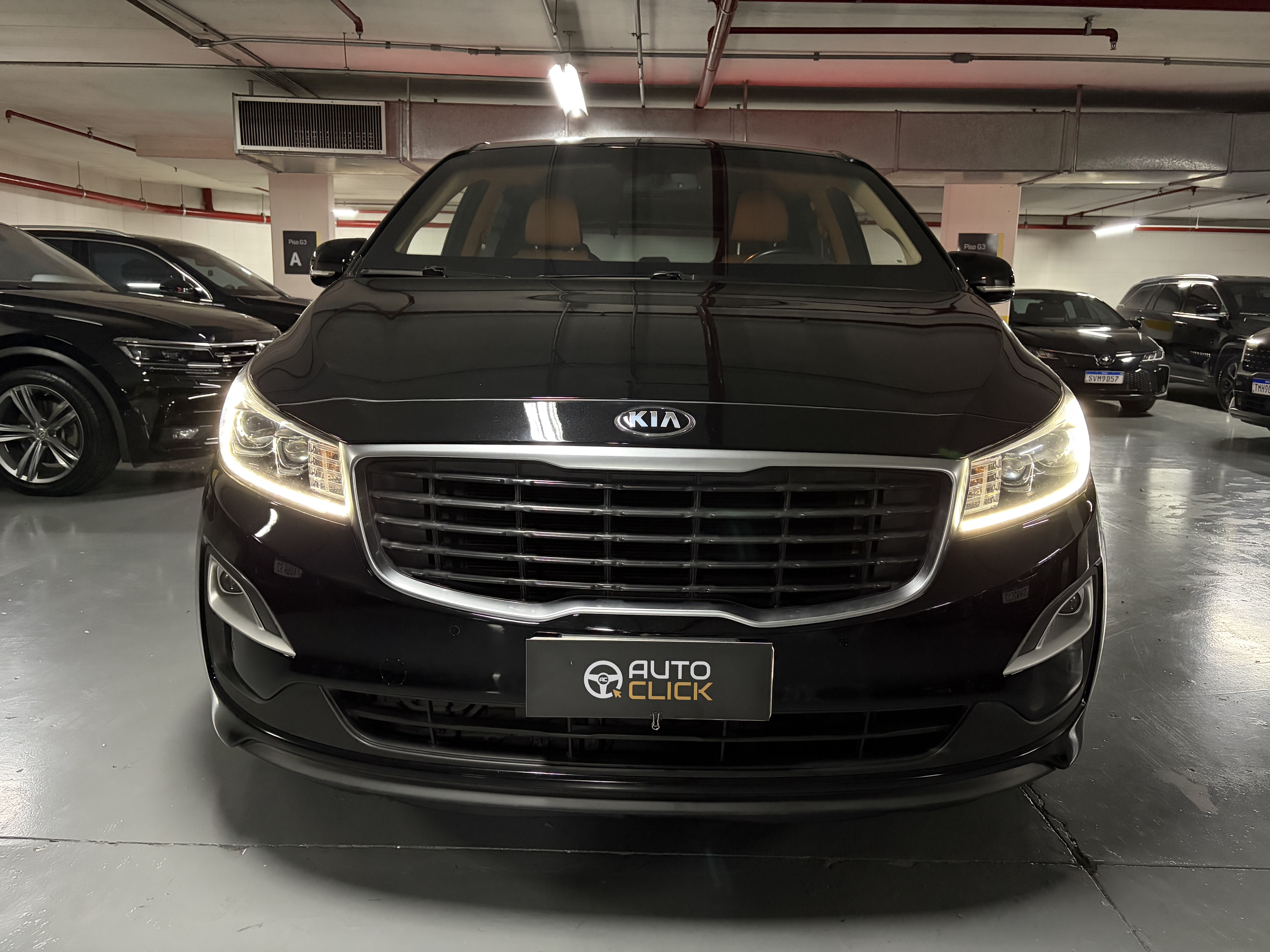Kia Carnival 3.3 V6 — foto 2